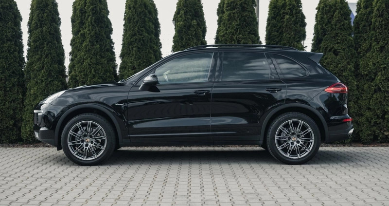 Porsche Cayenne cena 169990 przebieg: 139794, rok produkcji 2015 z Kruszwica małe 781